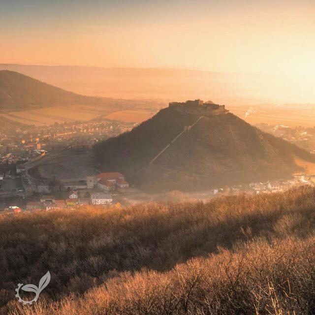 Sunrise Kube Hainburg an der Donau Exterior photo