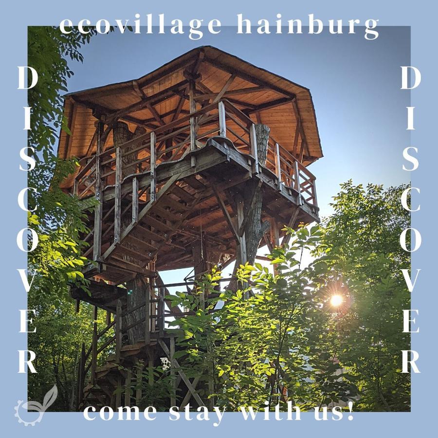 Sunrise Kube Hainburg an der Donau Exterior photo